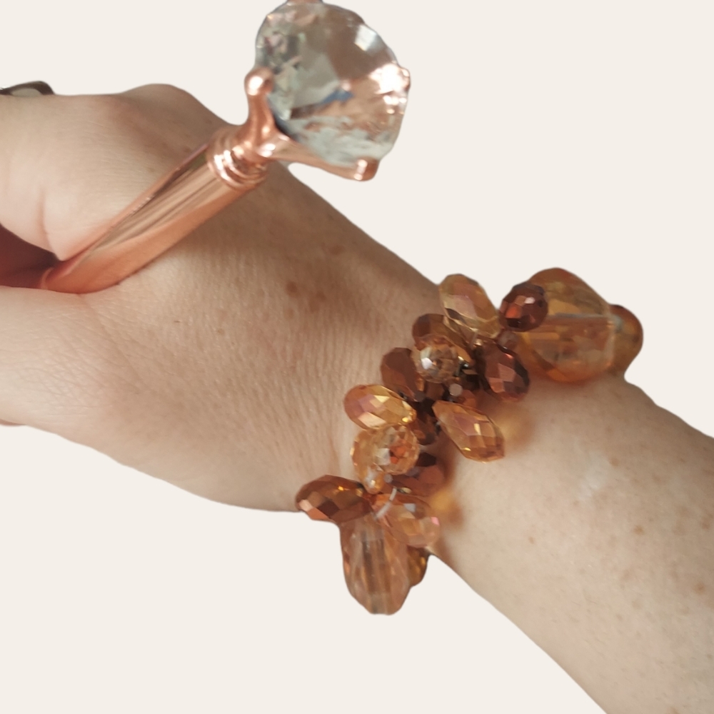Beautiful Oval Teardrop Beaded Bracelet-Magnetic closure- fashion jewelry